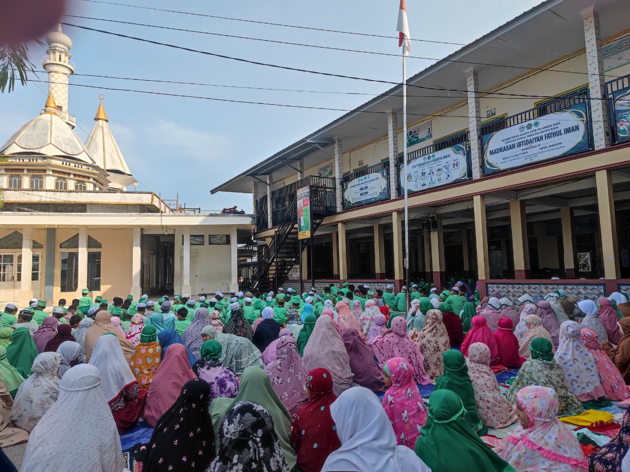Pembiasaan Sholat Dhuha, Program Unggulan MI Fathul Iman untuk Membentuk Karakter Islami